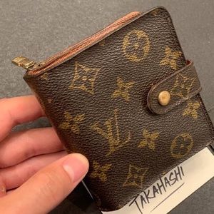 Authentic Louis Vuitton wallet